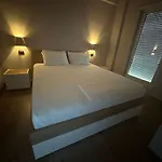 Sea View Beachfront Balcony Wifi Vista Mare * Durrës
