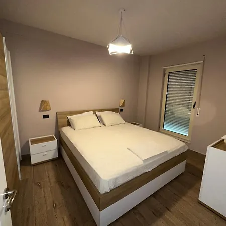 Sea View Beachfront Balcony Wifi Vista Mare Apartman