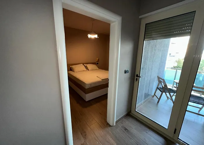 Sea View Beachfront Balcony Wifi Vista Mare Apartment