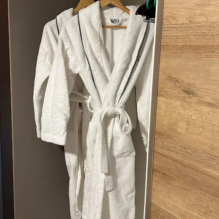 Sea Front Apartament Durrës